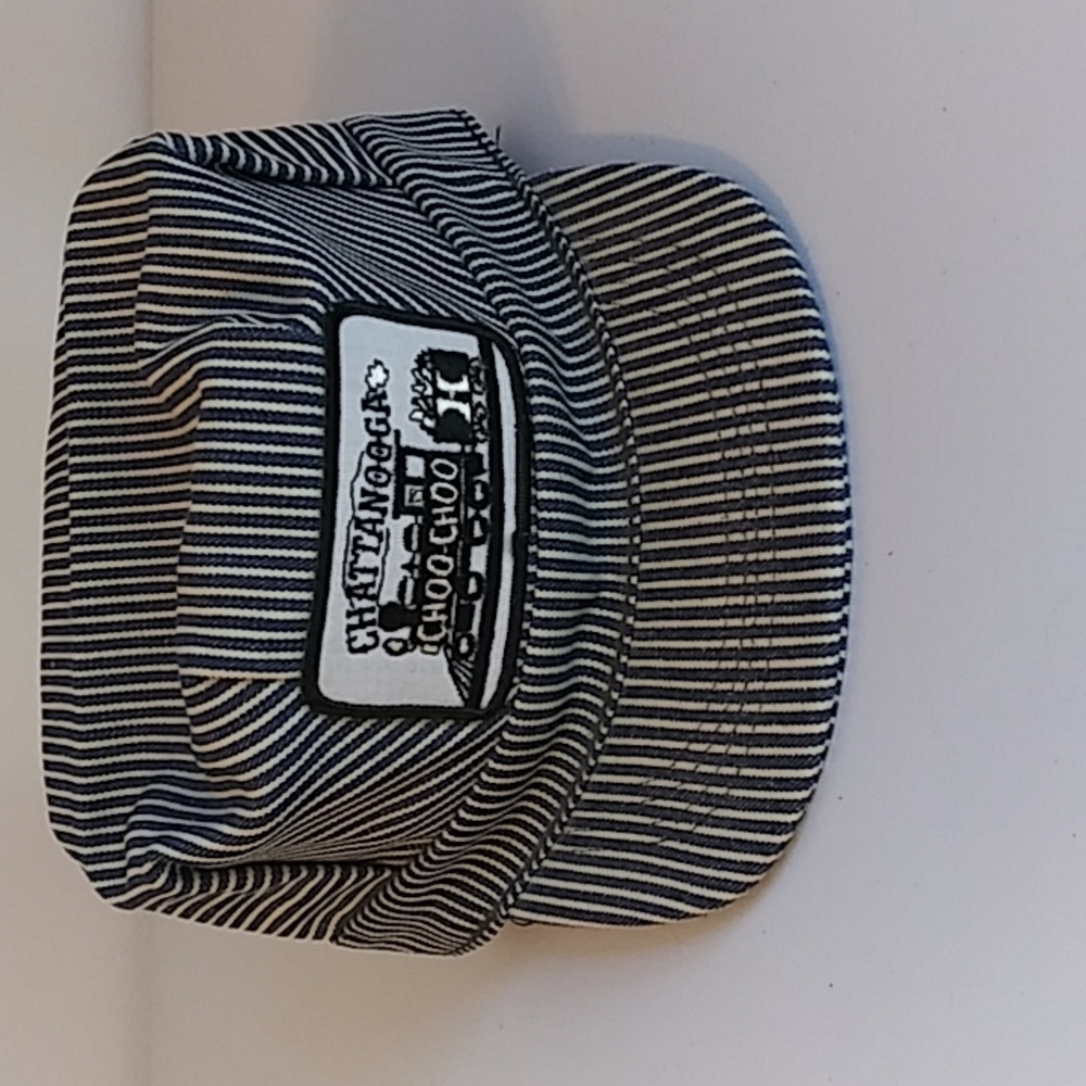 Train hat